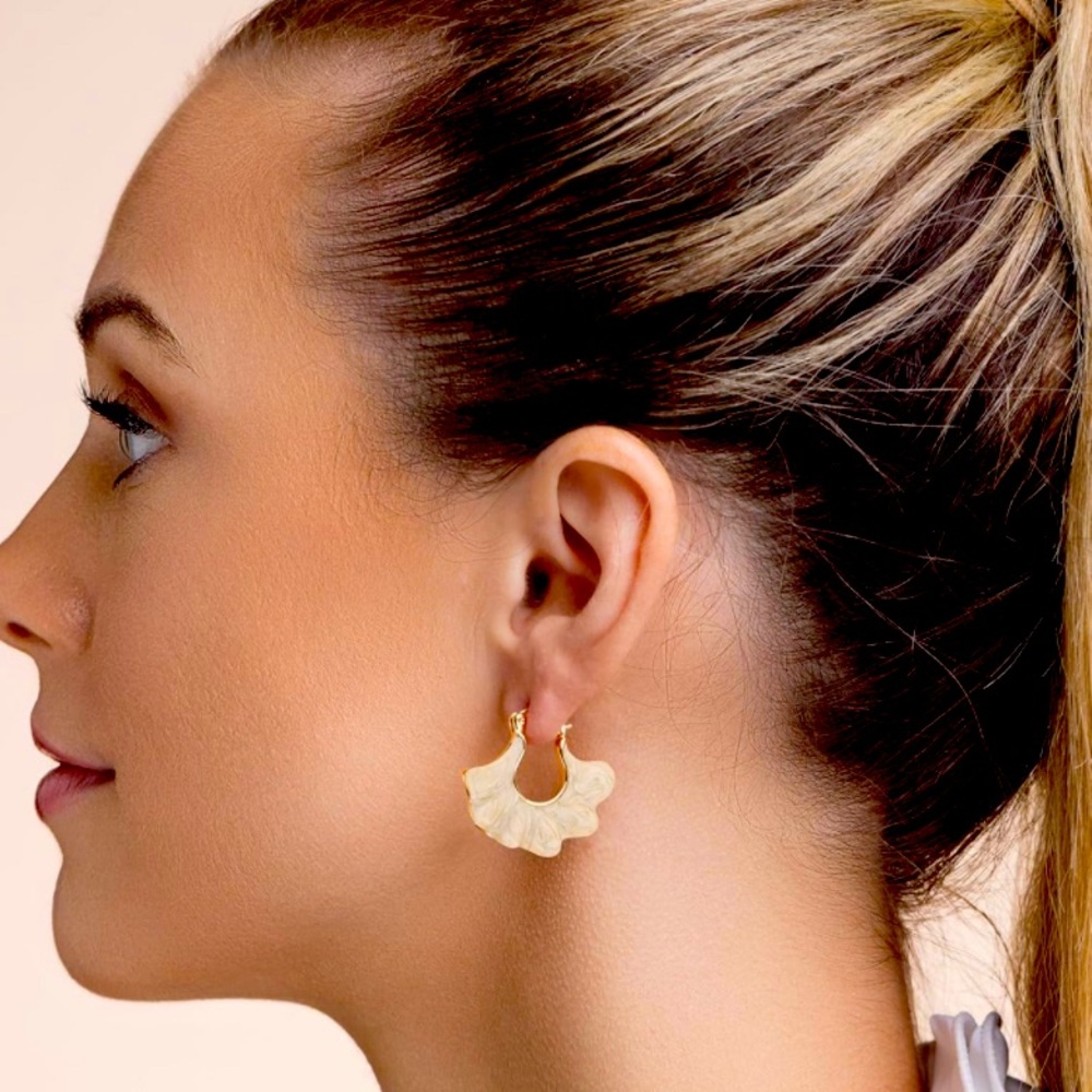 🚨NWT!!! BEAUTIFUL STATEMENT EARRINGS!